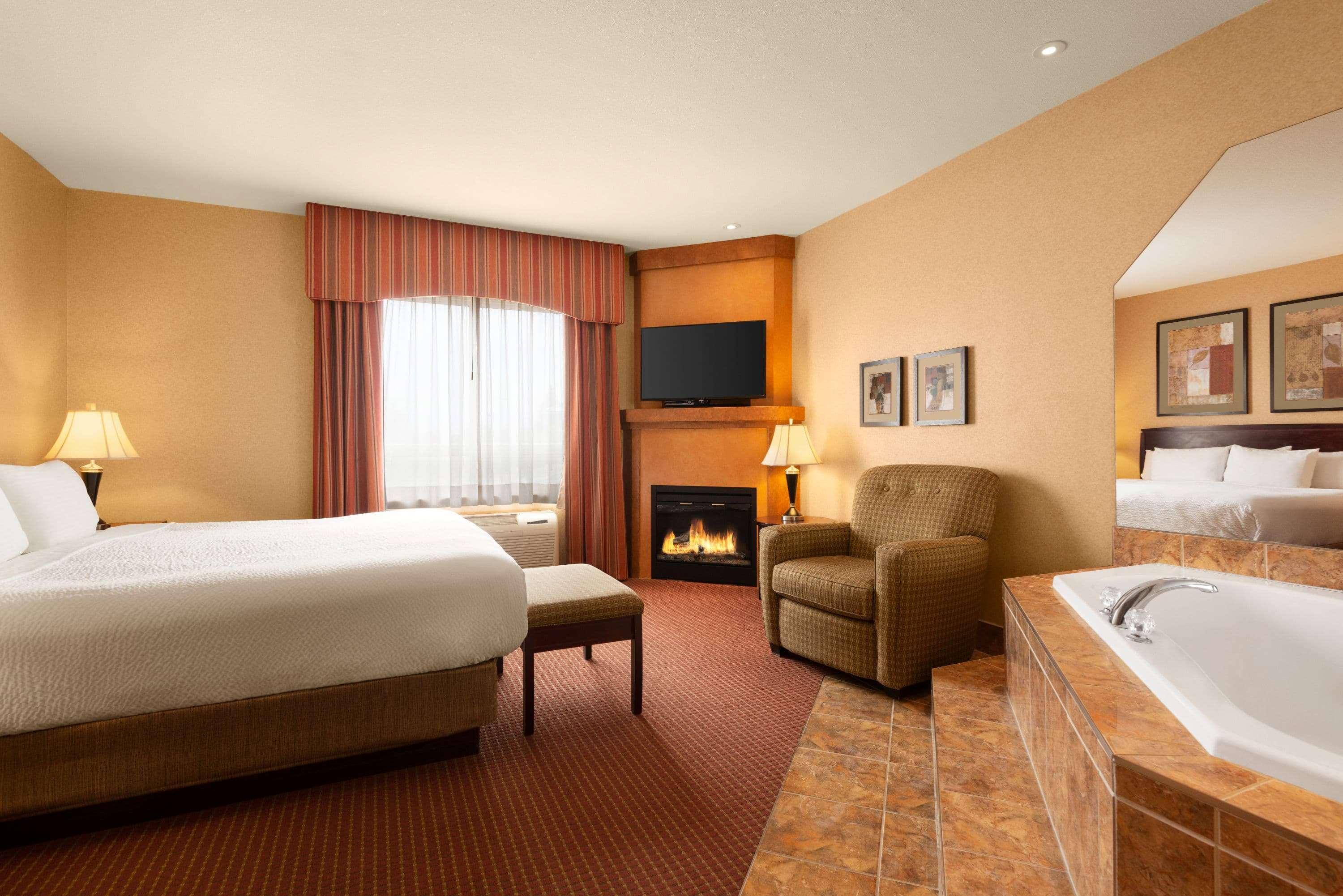 Days Inn By Wyndham Swift Current Exterior foto