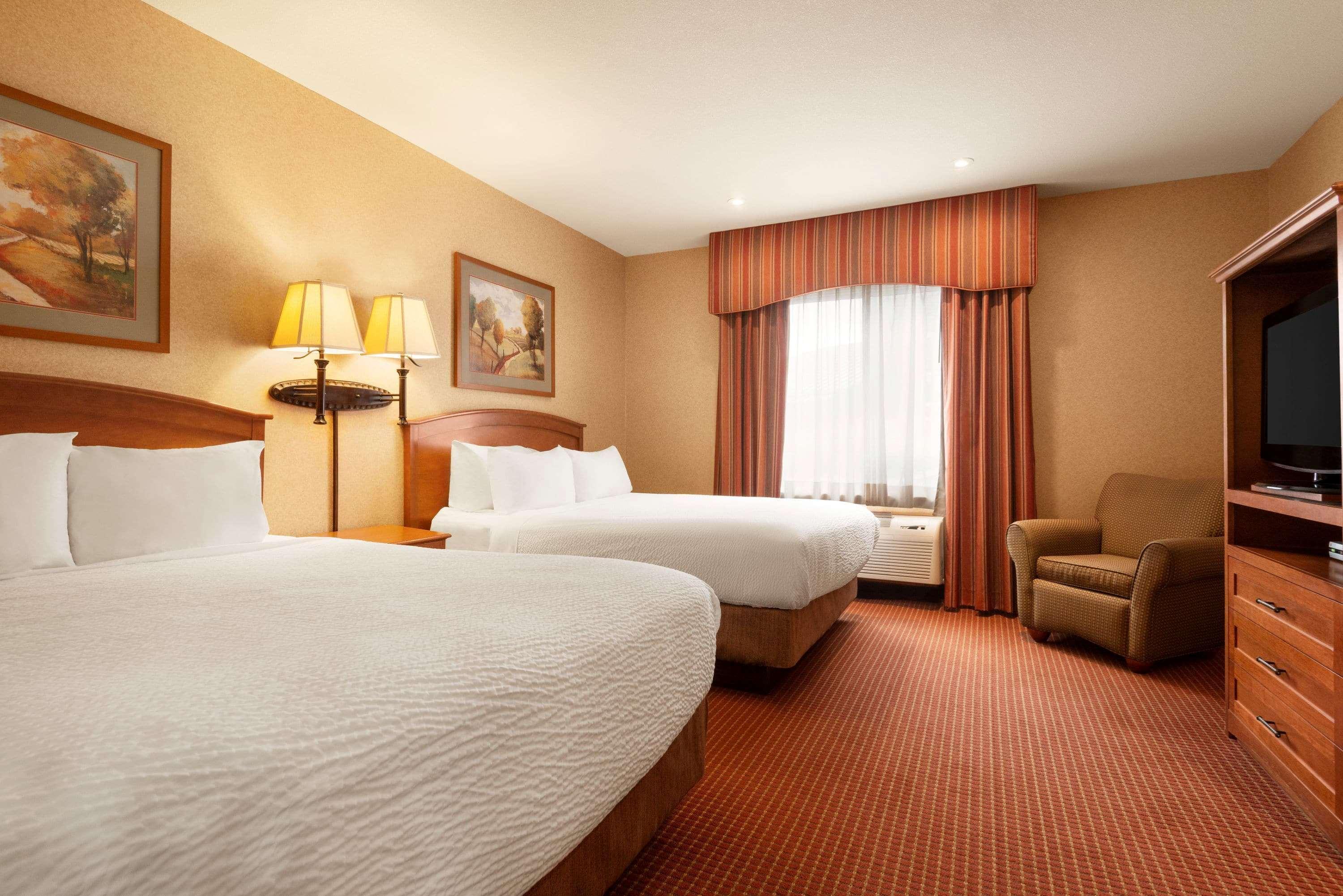 Days Inn By Wyndham Swift Current Exterior foto